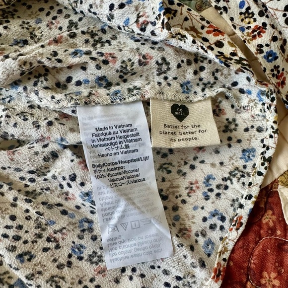 Madewell white, blue, orange, and brown floral knee length skirt. Size S - Picture 6 of 6